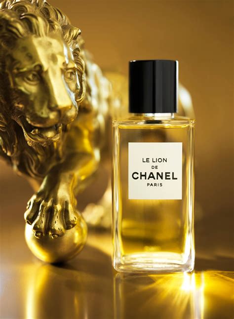 chanel le lion douglas|le lion chanel.